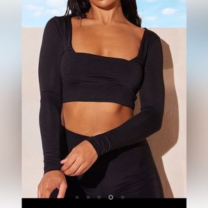 Pretty little thing cropped shirt NWT